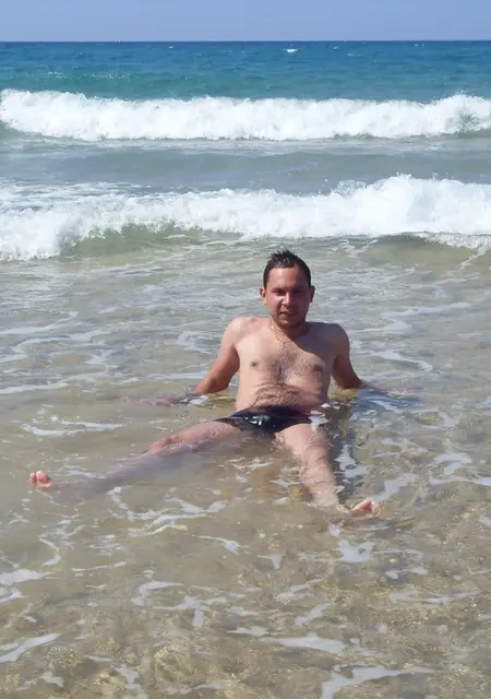 Роман из Витебска, мне 45, познакомлюсь для вирта