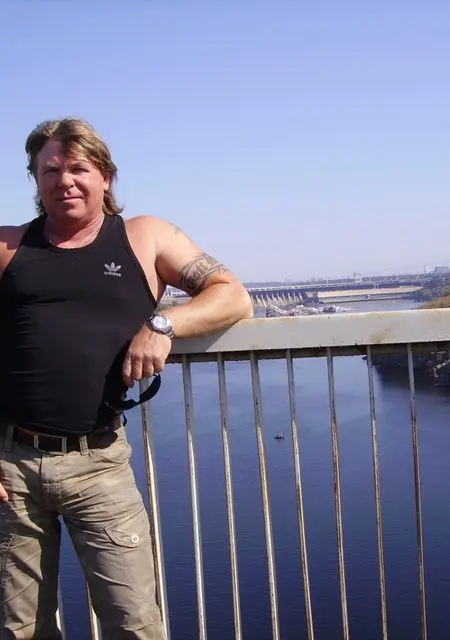 Oleg з Кривого Рогу, шукаю на сайті знайомства на одну ніч