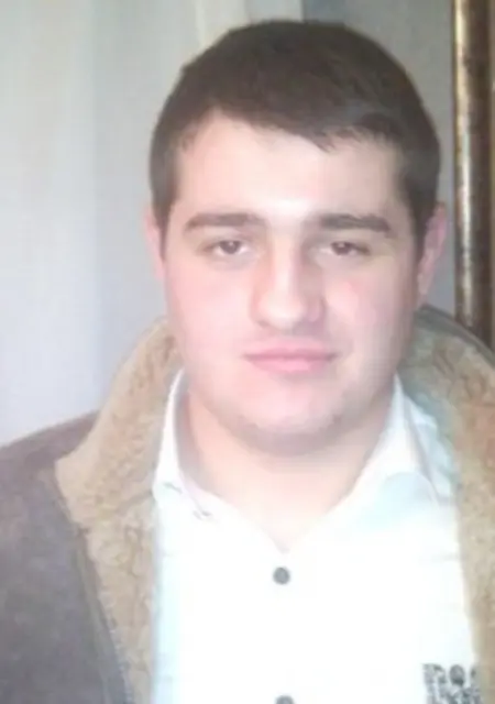 Slava Gadalov из Донецка, мне 35, познакомлюсь для открытые отношения