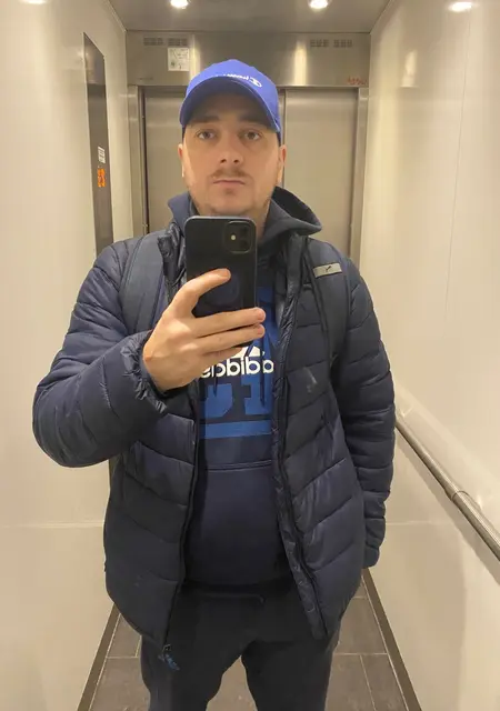 Ivan из Стокгольма, мне 34, познакомлюсь для открытые отношения