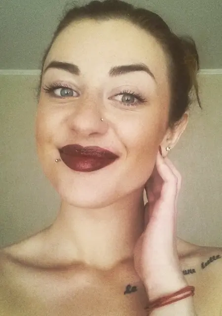 Марина из Харькова, мне 34, познакомлюсь на одну ночь