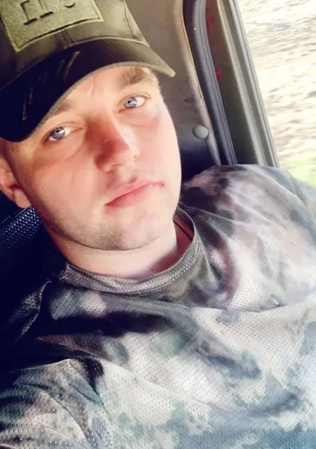 Я Dima, 25 років, знайомлюсь для приємного проведення часу у Старобільськ