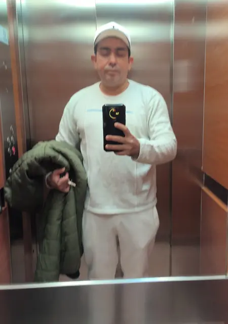 Carlos de Madrid, busco en el sitio relación a largo plazo