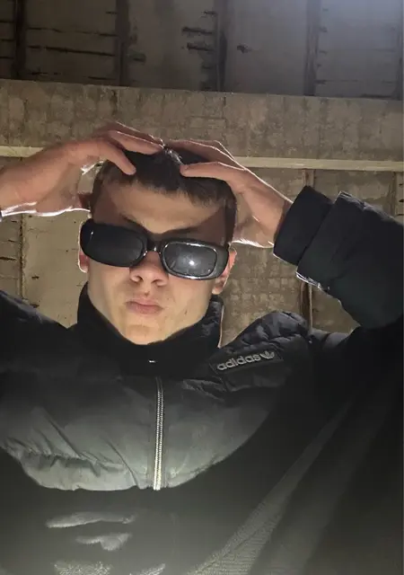 Я Martin, 18, из Кыйов, ищу знакомство для общения