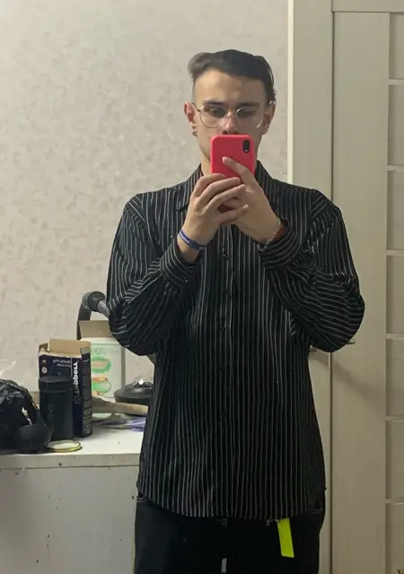 Я Oleg, 19, знакомлюсь для постоянных отношений в Жодино