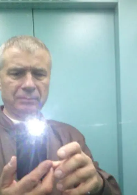 Николай из Киева, мне 67, познакомлюсь без обязательств