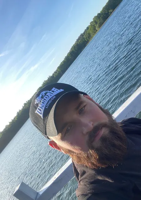 Bacho из Тчев, мне 33, познакомлюсь для постоянных отношений