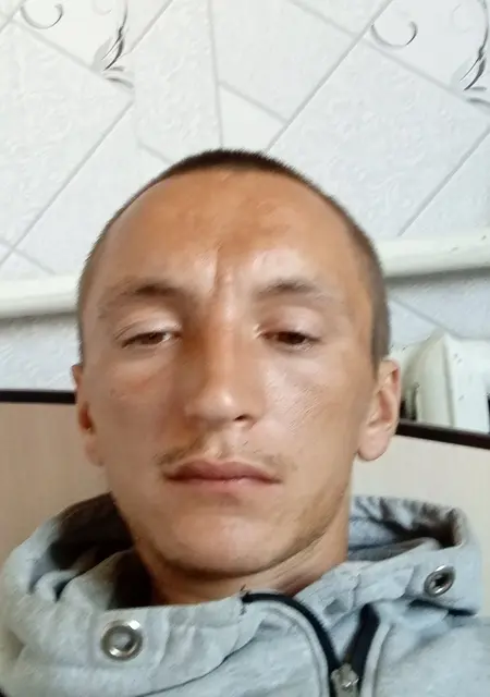 Женёк из Могилёва, ищу на сайте знакомства без обязательств