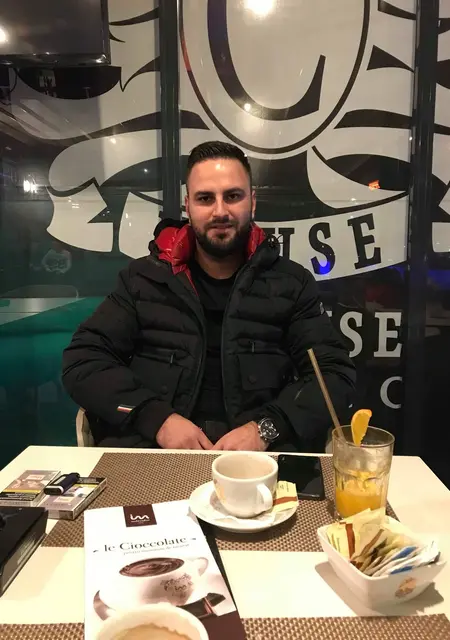 Andrei из Крайовы, ищу на сайте знакомства без обязательств