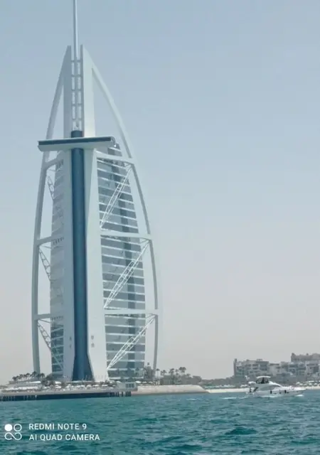 Я Eliane, 40, знакомлюсь для приятного времяпровождения в Афинах