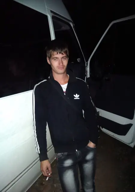 Я Сергей, 39, из Константиновки, ищу знакомства на одну ночь