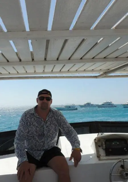 Я Алексей, 54, из Гомеля, ищу знакомство для постоянных отношений