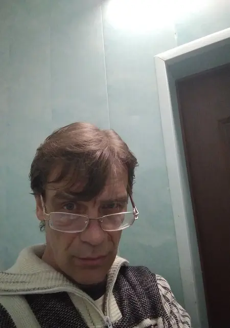 Дмитрий из Полоцка, мне 49, познакомлюсь без обязательств