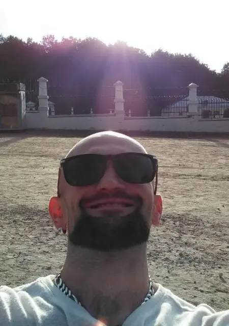 Павел из Гродно, мне 39, познакомлюсь для дружбы