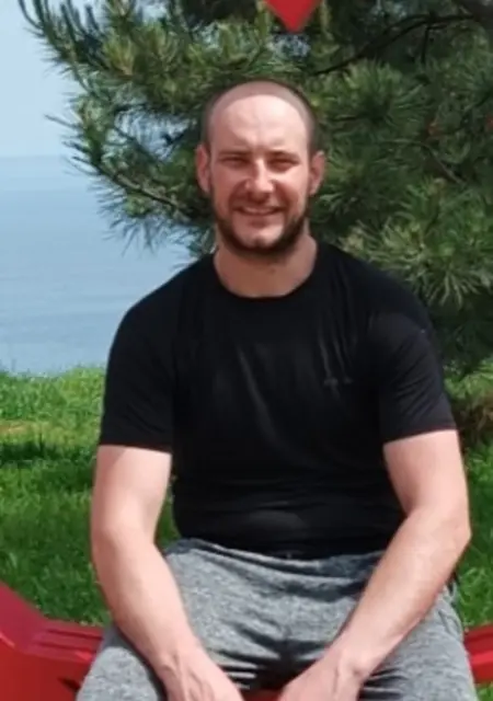 Я Павел, 34 років з Маріуполя, шукаю знайомство для приємного проведення часу