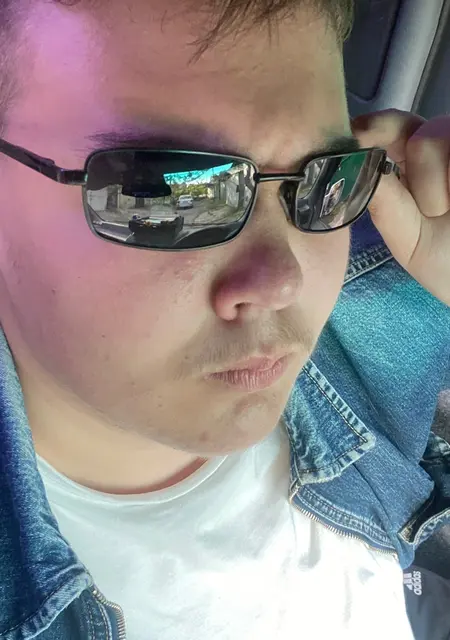 Alexandru из Кишинёва, ищу на сайте знакомства на одну ночь