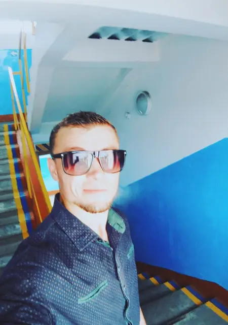 Владислав из Пинска, ищу на сайте знакомства на одну ночь