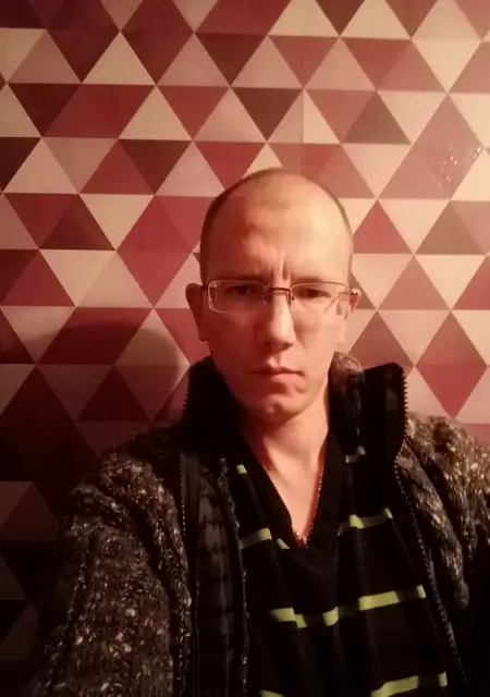 Я Сергей, 46, из Бреста, ищу знакомства на одну ночь