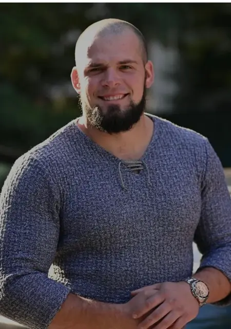 Я Юрій, 33 років, знайомлюсь для приємне проведення часу у Полтава