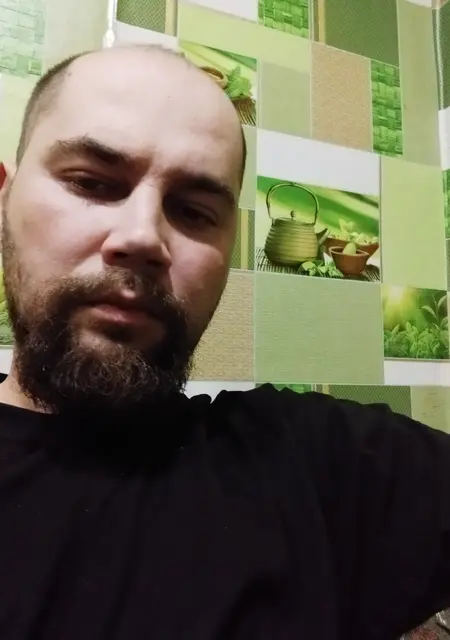 Влад из Полтавы, ищу на сайте знакомства на одну ночь
