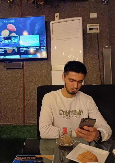 Jamshid из Нукуса, мне 27, познакомлюсь для общения