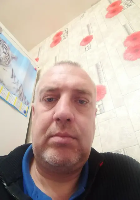 Максим из Гродно, ищу на сайте знакомства без обязательств