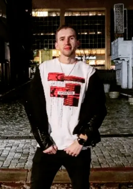 Я Also, 31, знакомлюсь без обязательств в Карловке