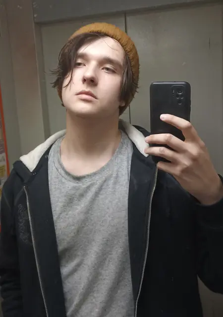 Максим из Астаны, ищу на сайте знакомства на одну ночь