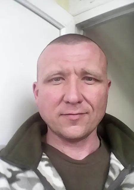 Я Роман, 45, из Волновахи, ищу знакомства без обязательств