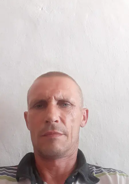 Sergej из Казатина, мне 54, познакомлюсь на одну ночь