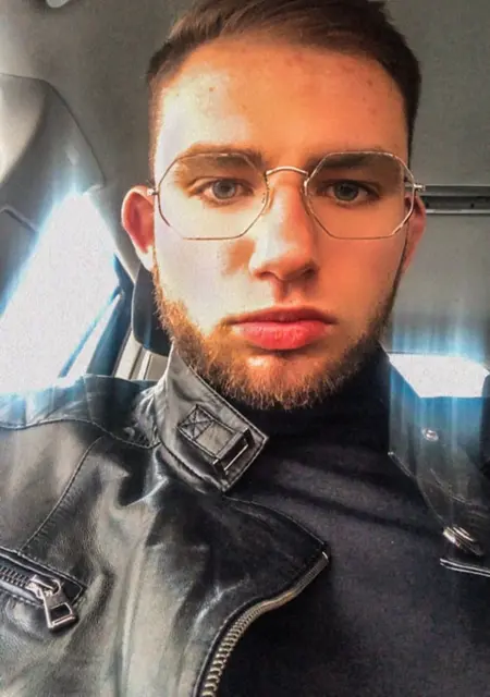 Максим из Полтавы, ищу на сайте дружбу