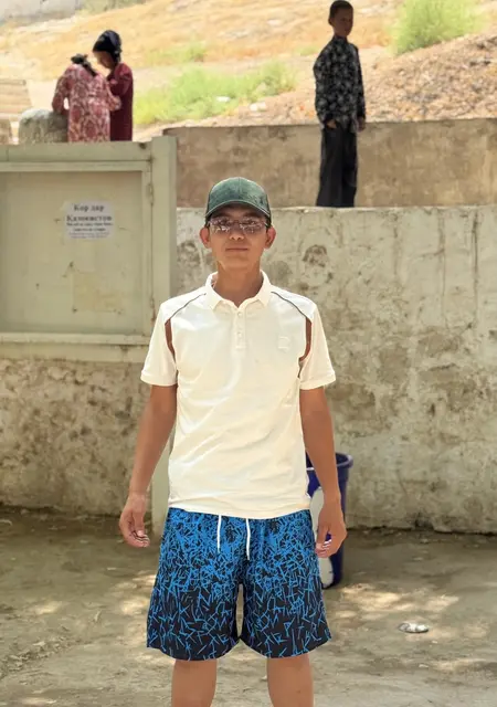 Jamshed из Душанбе, мне 18, познакомлюсь для открытые отношения