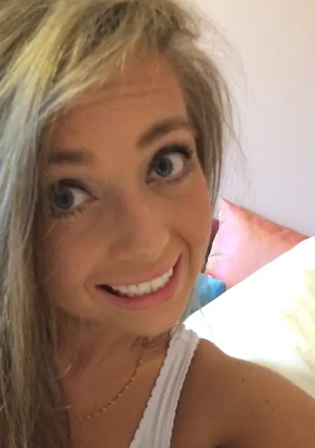 Я Полина, 26 років, знайомлюсь для дружбы у Мукачево