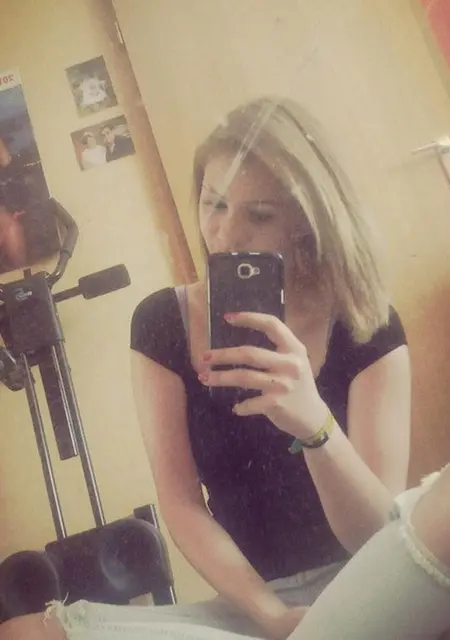 Диана из Мелитополя, мне 24, познакомлюсь для вирта