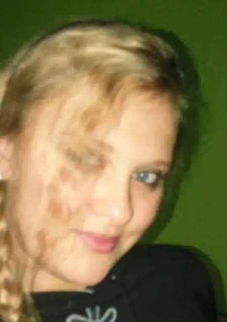 Дина из Солигорска, ищу на сайте общение