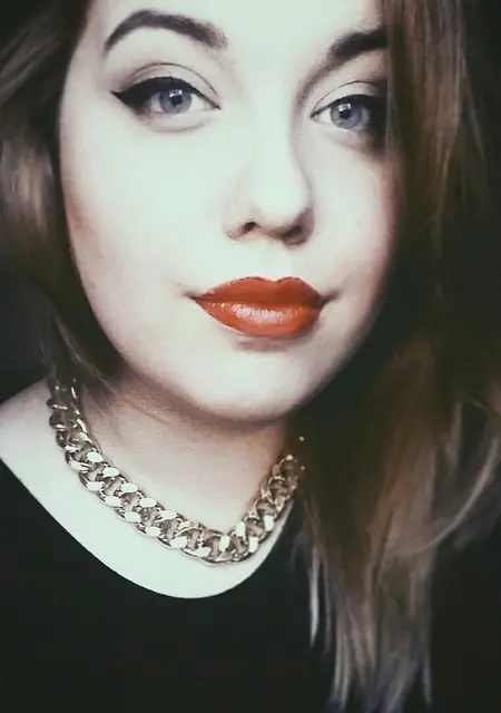 Я Ева, 21, из Круглого, ищу знакомство для дружбы