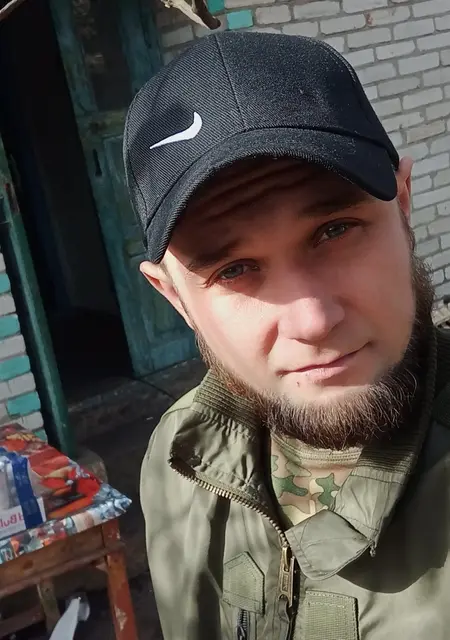 Андрей из Амвросиевки, мне 28, познакомлюсь для приятного времяпровождения