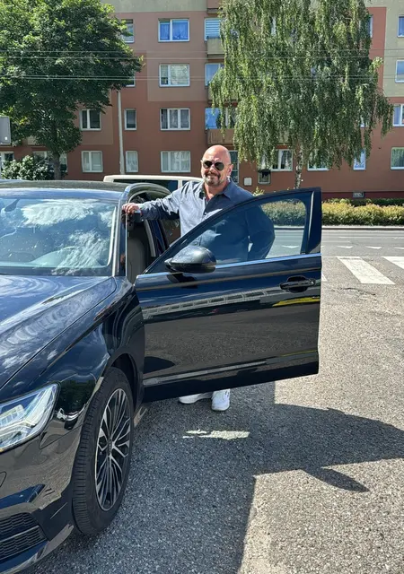 Martin из Варшавы, мне 55, познакомлюсь для дружбы