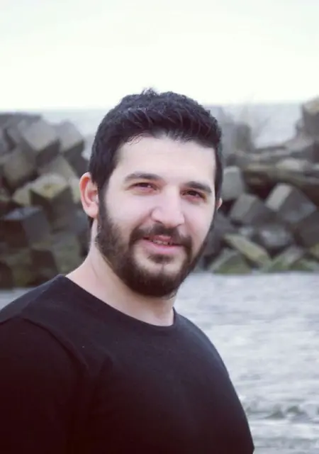 Farid из Варшавы, мне 32, познакомлюсь