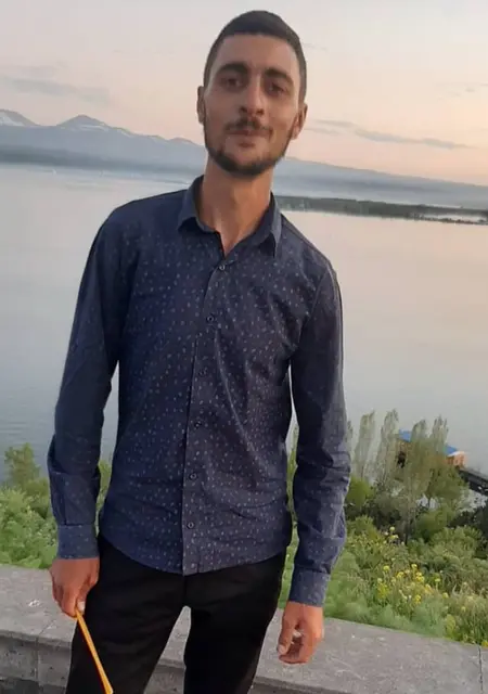 Я Levik, 28, из Еревана, ищу знакомство для вирта