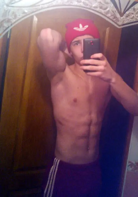 Я Мелкий, 28 років з Кропивницького, шукаю знайомства на одну ніч