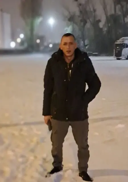 Я Sergey, 39, из Познани, ищу знакомство для открытые отношения