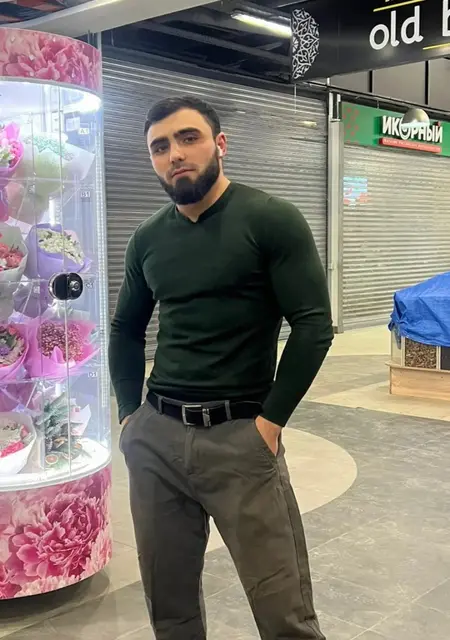 Я Adam, 28, знакомлюсь без обязательств в Риге