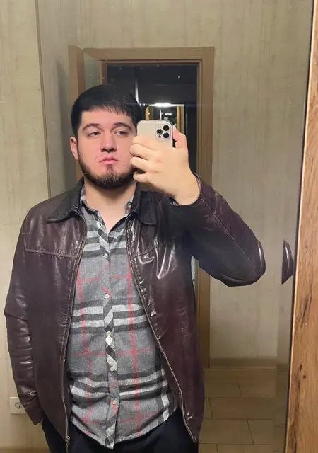 Мажид из Бухареста, мне 24, познакомлюсь на одну ночь