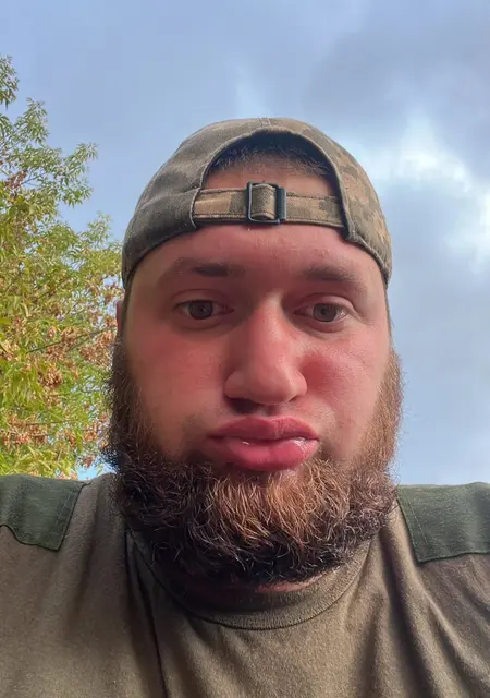 Владимир из Краматорска, ищу на сайте знакомства на одну ночь