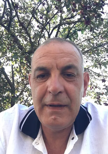 Я Sandrik, 55, знакомлюсь для общения в Батуми