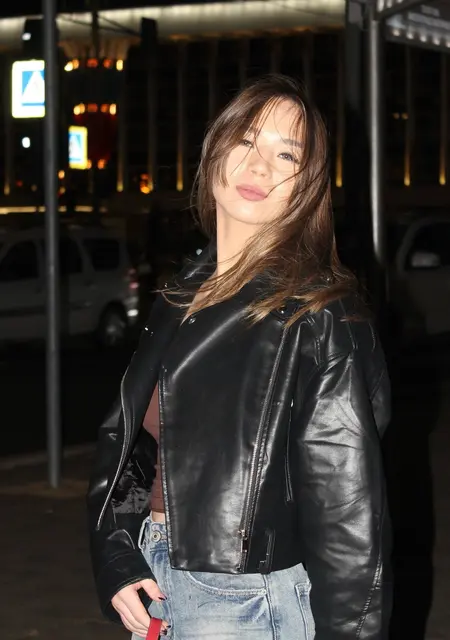 Luna из Стамбула, ищу на сайте знакомства без обязательств