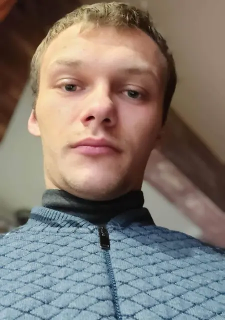 Я Евгений, 28, знакомлюсь для вирта в Дятлово