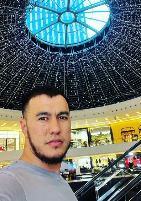 Я John, 29, знакомлюсь на одну ночь в Тихуане