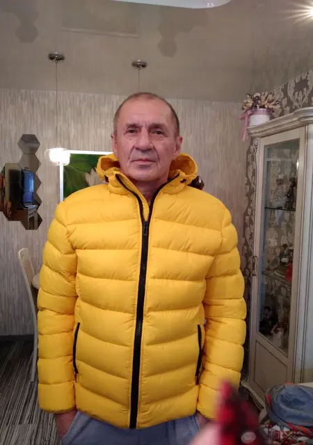 Я Сергей, 37, из Слуцка, ищу знакомство для приятного времяпровождения